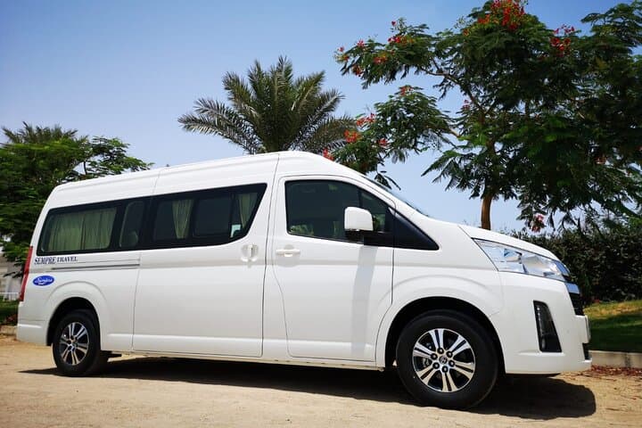 Transfer from Hurghada to Cairo by van