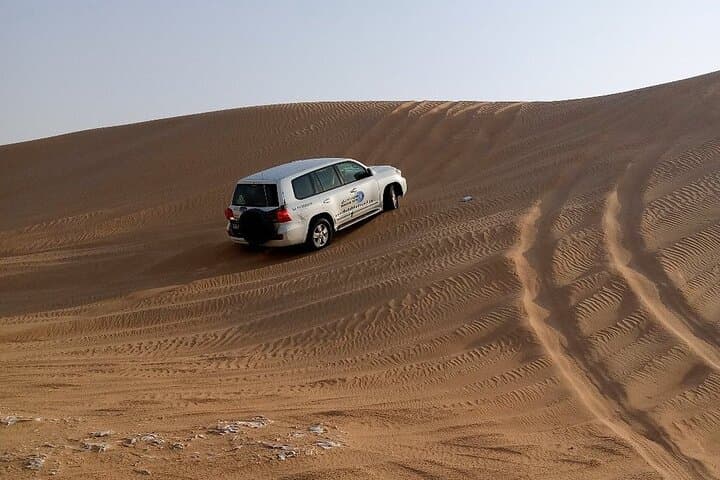 Desert Safari Dubai with BBQ Dinner and Belly Dance