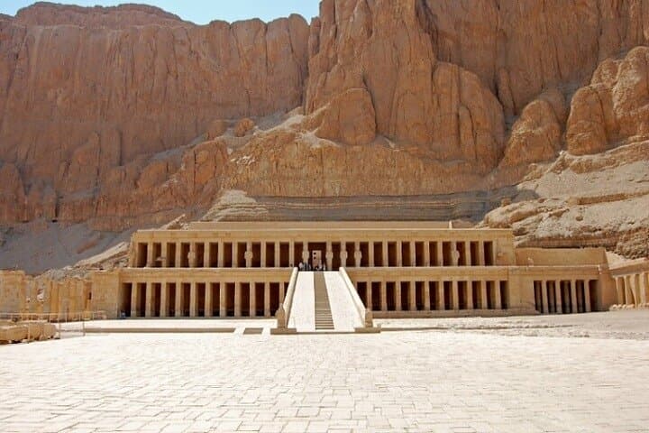 Luxor West Bank Temples Full-Day Group Tour, Lunch & Felucca