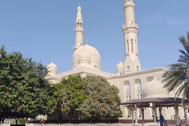 Dubai Private 4-Hour Tour With professional Driver
