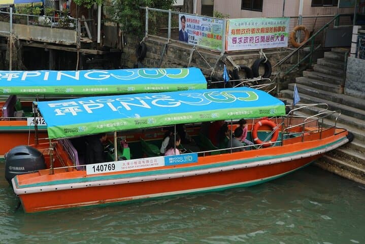 Lantau Island Private Tour to Big Buddha and Tai O Village