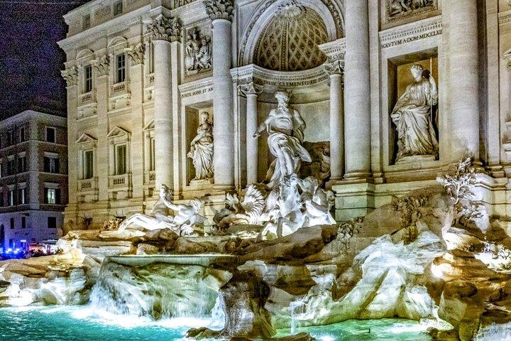 Rome Evening Panoramic Walking Tour Including Trevi Fountain and Spanish Steps