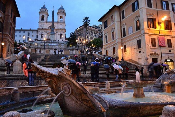 Rome Evening Panoramic Walking Tour Including Trevi Fountain and Spanish Steps