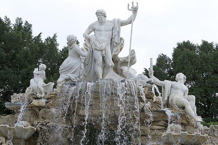 Schönbrunn Palace Park: A Self-Guided Adventure