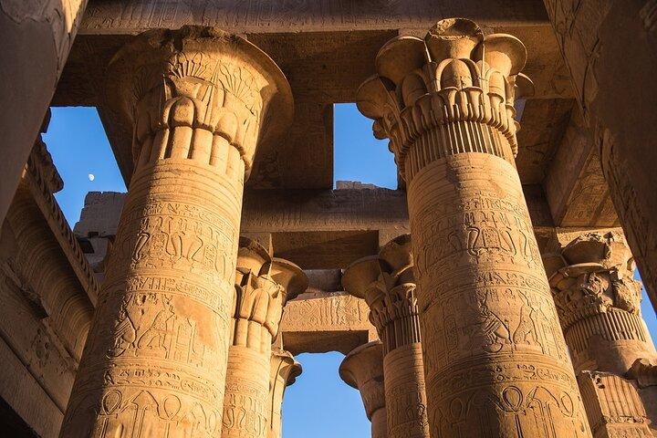Private Kom Ombo & Edfu Temples Day Tour from Aswan