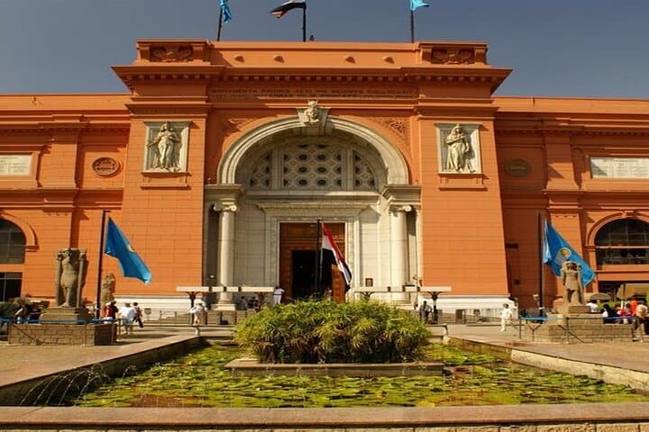 Cairo day tour to old Egyptian Museum Citadel and Old Cairo