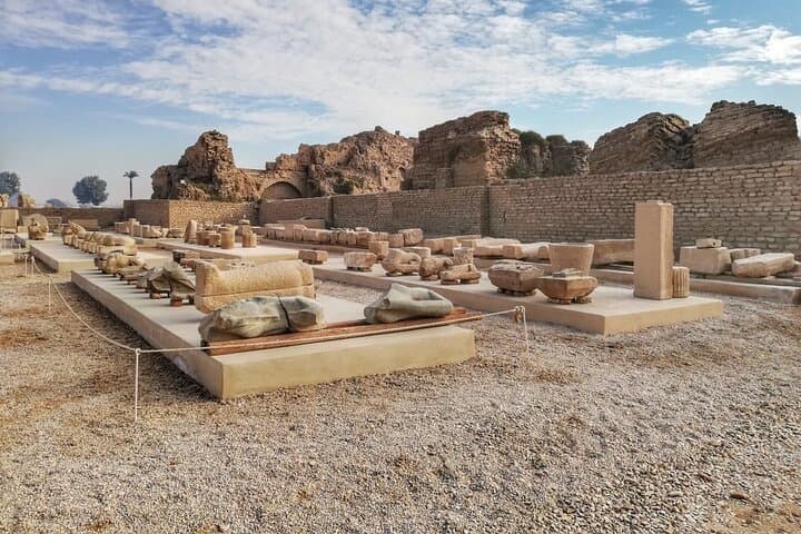 Half day to the west bank of luxor with pick upp and drop off