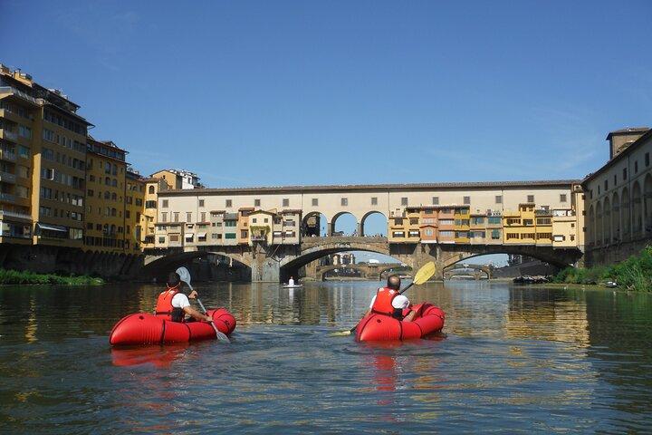 Kayak Soft in Florence under the Pontevecchio Arches