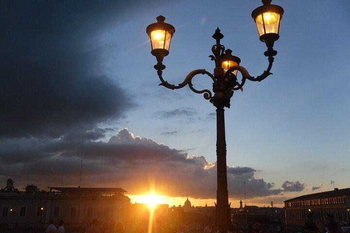 Romantic Rendezvous: Private Night Tour of Rome with Chauffeur