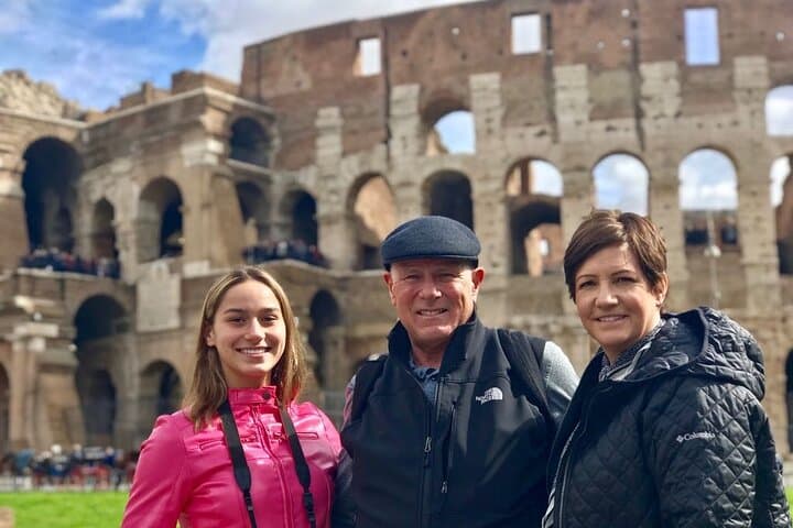 Private Colosseum, Roman Forum Tour: Arena Floor or Family Option