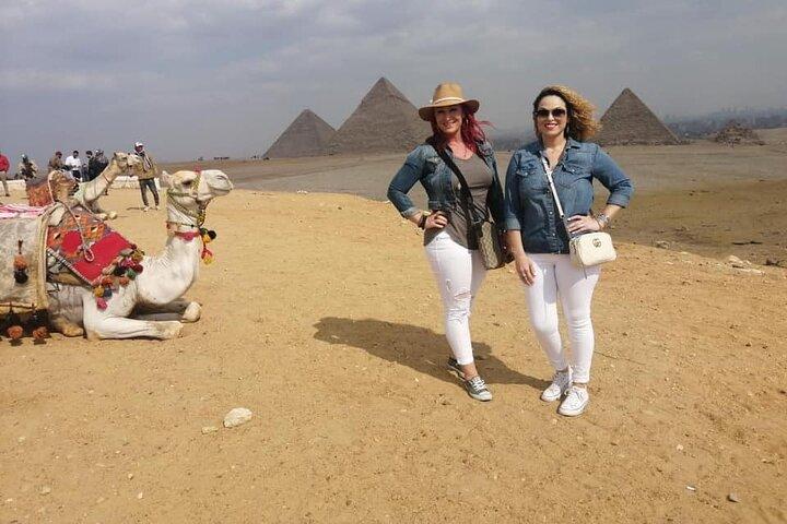 Private Giza Pyramids and Egyptian Museum Tour with Boat Felucca Ride