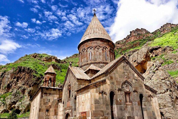 Private 8-9-hour Echmiadzin, Zvartnots, Garni and Geghard trip from Yerevan