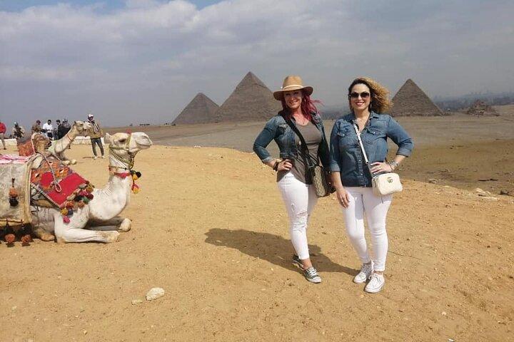 4-Hours Giza pyramids and sphinx private tour with hotel pickup and drop off