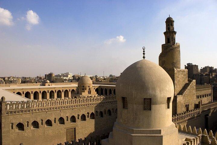 Private Egyptian Museum, Coptic Cairo and Islamic Cairo Tour with female guide