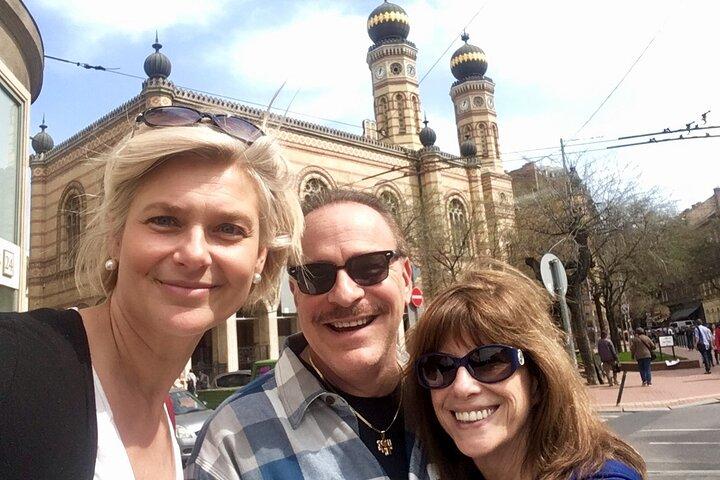 Budapest Food Tasting Tour with Nelli & her local guides