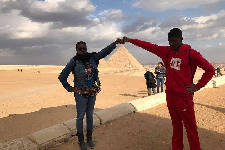 Half Day Tour Giza Pyramids &Great Sphinx with Private Tour Guide