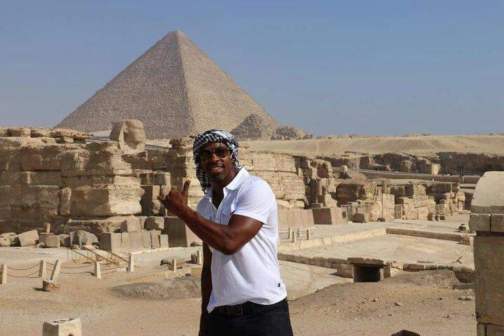 Half Day Tour Giza Pyramids &Great Sphinx with Private Tour Guide