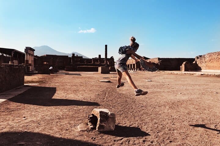 Pompeii Small Group with an Archaeologist and Skip The Line