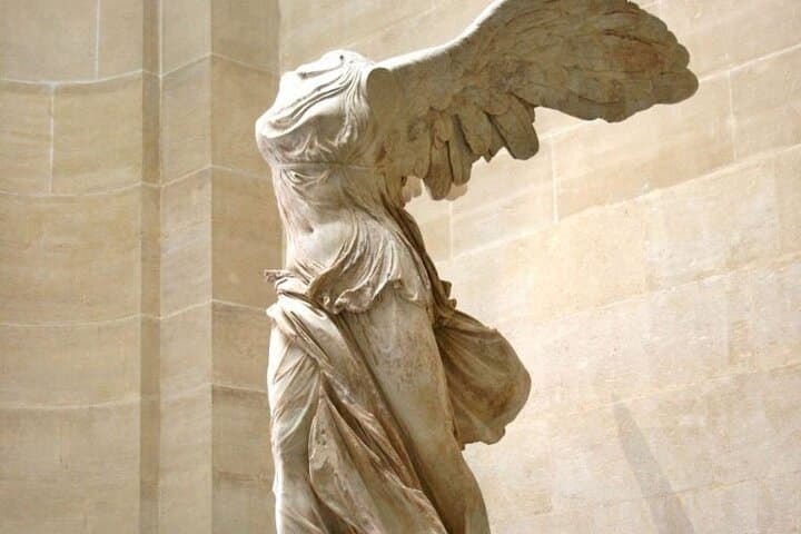 Private Louvre Museum Tour for Kids & Families with Alberto or his team in Paris