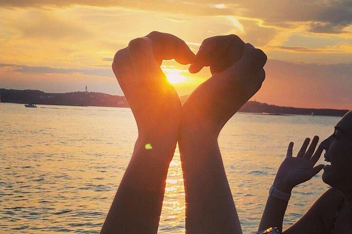 Lake Travis Public Sunset Tour, BYOB