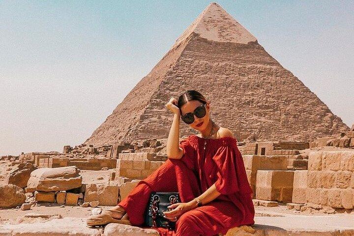 Private Cairo layover ,camel ride ,lunch and shopping tour