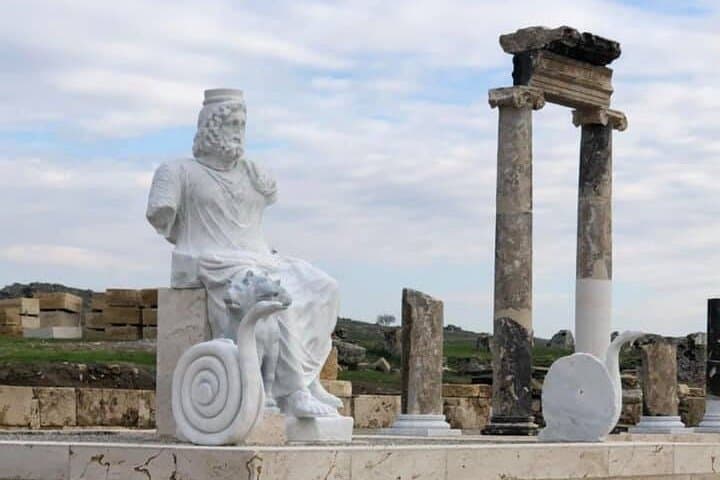 Private Pamukkale Day Tour from Istanbul by Plane
