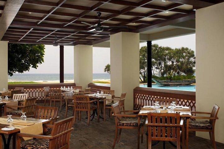 Private Taxi from Sri Lanka Airport (BIA-CMB) to Ahungalla Hotels