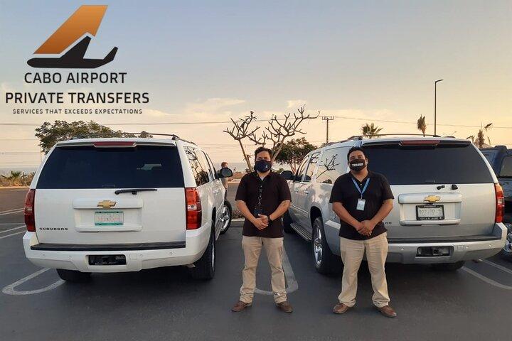 SJD Airport To Los Cabos +6 Passengers