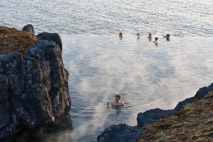 Sky Lagoon Ticket with 7-Step Ritual and Transfers from Reykjavik
