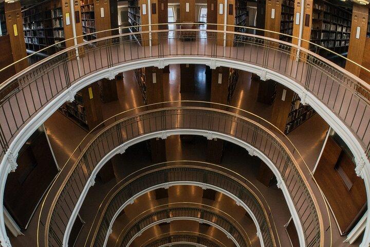 Helsinki architecture tour with a city planner