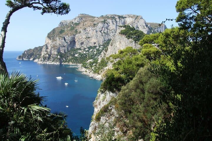 Full-Day Tour Amalfi Coast and Pompeii from Naples with lunch