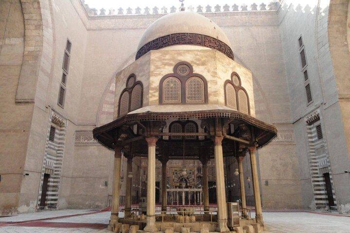 Explore Islamic Cairo In Half Day Tour