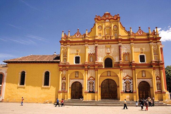 Tour to San Juan Chamula & Zinacantan Indian communities