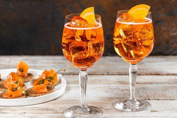 The Art of Italian Aperitivo: A Hands-on Cocktail Class
