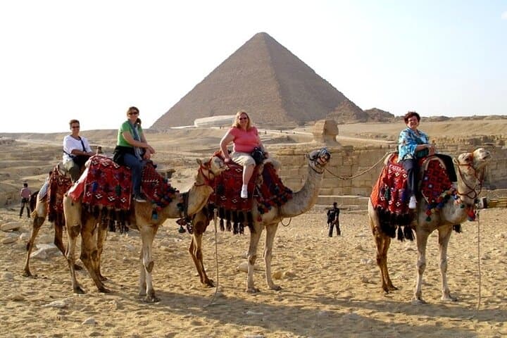 Allinclusive Half DayPrivateTour Giza PyramidsSphinx Ticke Lunch