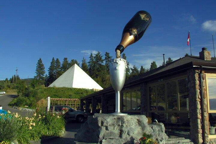 Kelowna South Slopes Wine Tour - 5 wineries on the tour