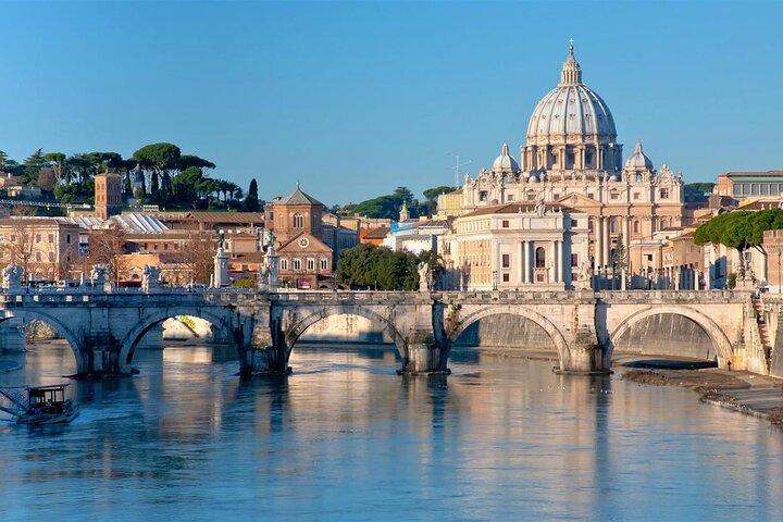 Airport Transfer: Fiumicino Airport FCO to Rome by Business Car