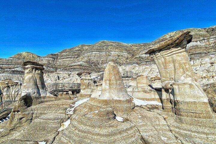 Drumheller Dinosaur Valley & Horseshoe Canyon Adventure Day Tour