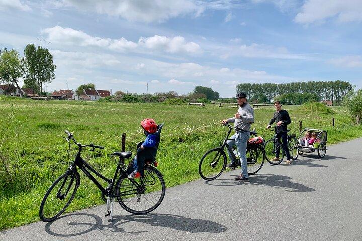 Private Bruges Countryside Cycling Tour to Damme with Guided Walk