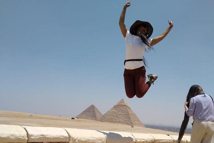 4Hours Private Pyramid with lunch&camel ride through Ancient Giza
