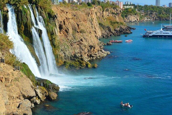 Belek: Falez Cliffs & Waterfalls Boat Trip with Lunch