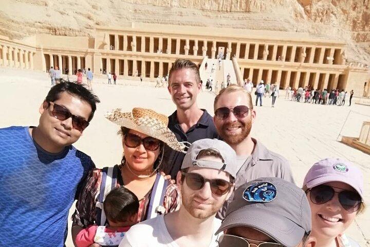 Luxor to Aswan ( 8 Days - 7 Nights ) 5-Stars Nile Cruise & Guided Sightseeing