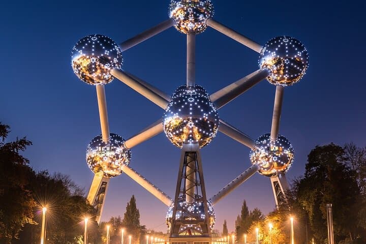 1-15 persons Taxi or Bus Transfer Amsterdam Airport to Brussel