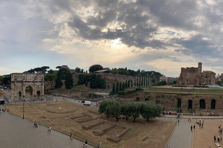 Rome: Colosseum, Palatine Hill and Roman Forum Tour