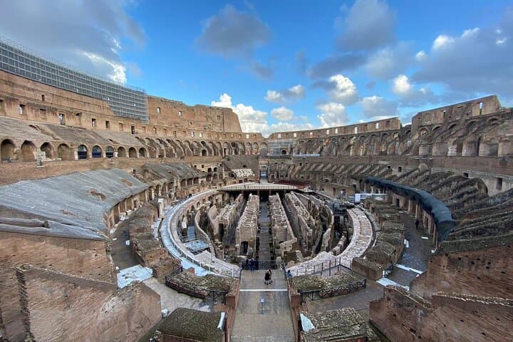 Rome: Colosseum, Palatine Hill and Roman Forum Tour