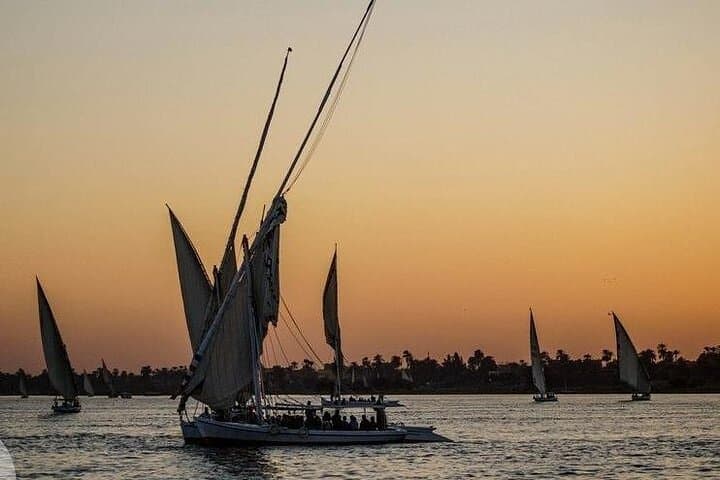 Enjoy 3 nights Nile Cruise Luxor.Aswan.Abu simbel with Train Tickets from Cairo