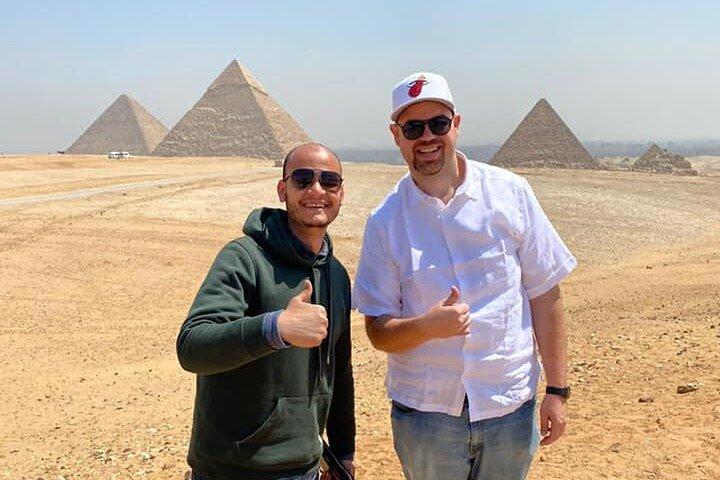 Private Giza Pyramids ,Sphinx Tour with Sakkara, Memphis in Cairo/Giza