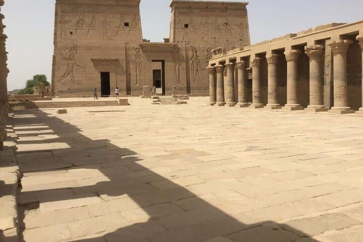 Exclusive nile cruise aswan to luxor