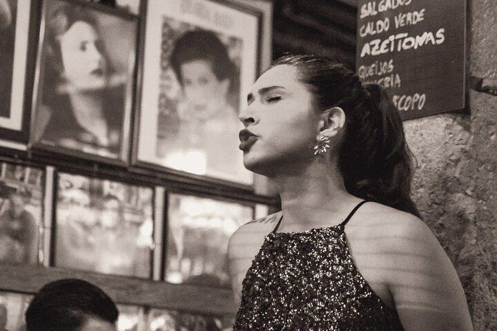 Lisbon Small-Group Tour: Fado Show and Dinner with Pick-up