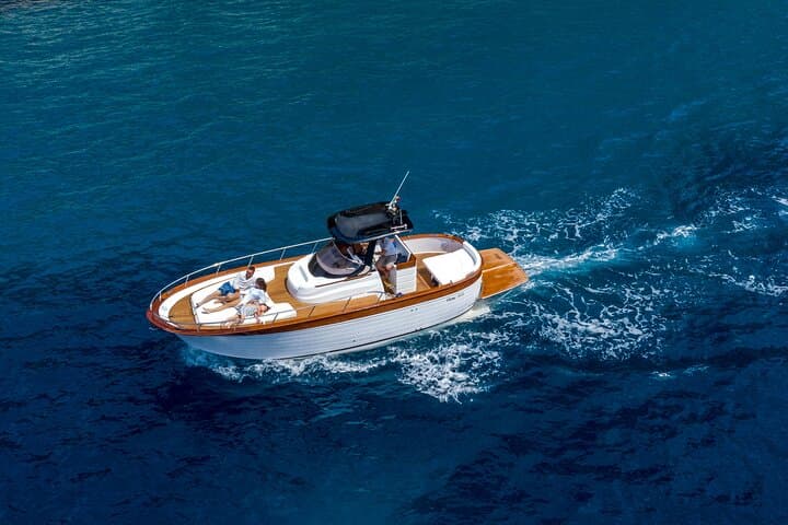 Capri private boat tour